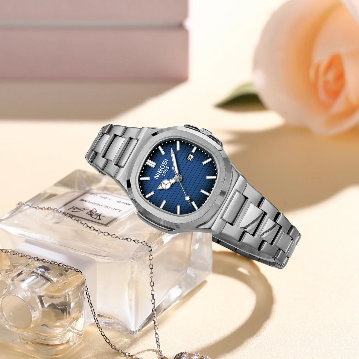 NIBOSI 2680L Élan Quartz