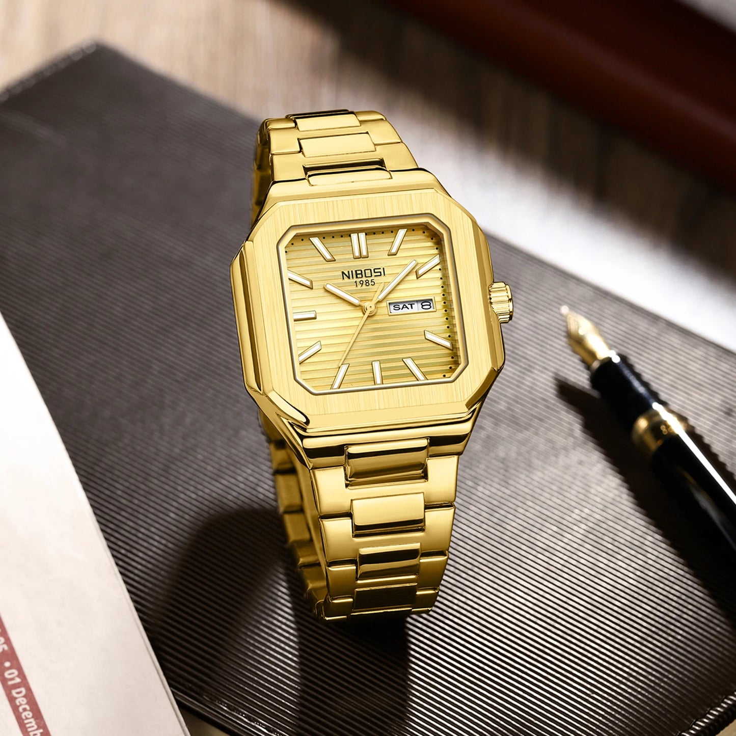 NIBOSI 2690 Retro Square Quartz Watch